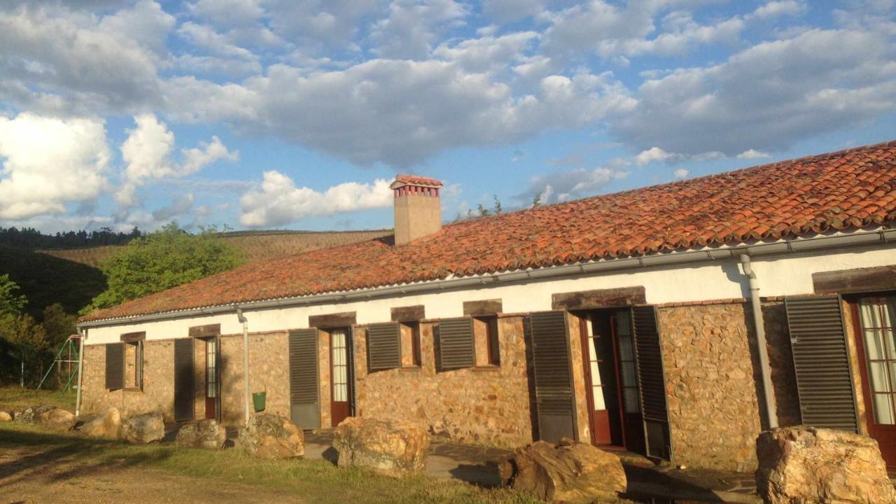 La Albergueria Complejo Rural Canamero Exterior photo